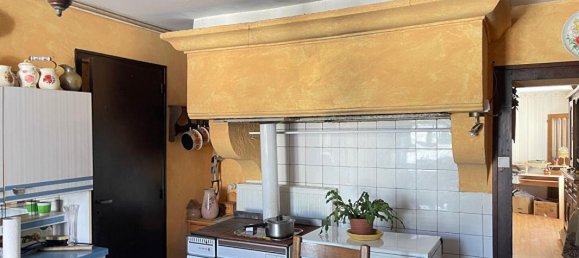 4 bedrooms House in Darney, France No. 154103 6