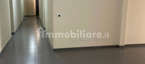 Oficina de 3 habitaciónes en Rende, Italy No. 41543 9