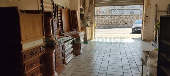 Gewerbliche Immobilie in Baiano, Italy 161m², Nr. 270658 2