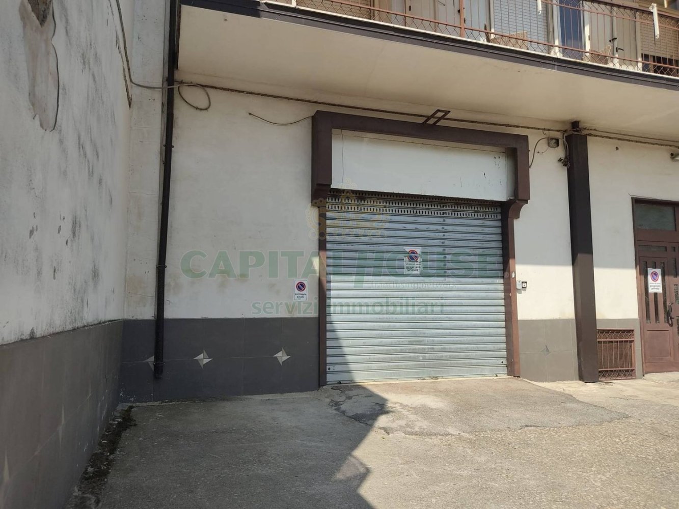 Gewerbliche Immobilie in Baiano, Italy 161m², Nr. 270658