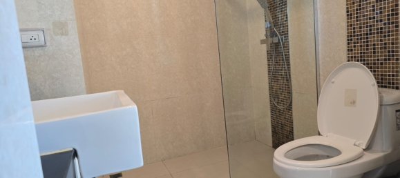 1 bedroom Condo in Pattaya, Thailand No. 59755 17