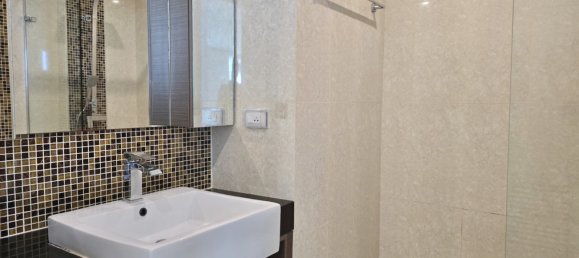 1 bedroom Condo in Pattaya, Thailand No. 59755 11