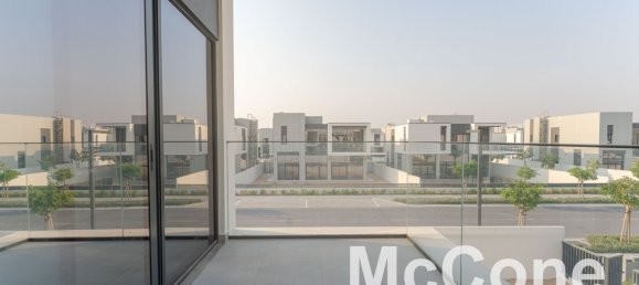 Villa de 5 dormitorios en Al Furjan, UAE No. 25960 8