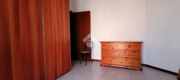 3-salle Appartement à Campegine, Italy No. 133480 8