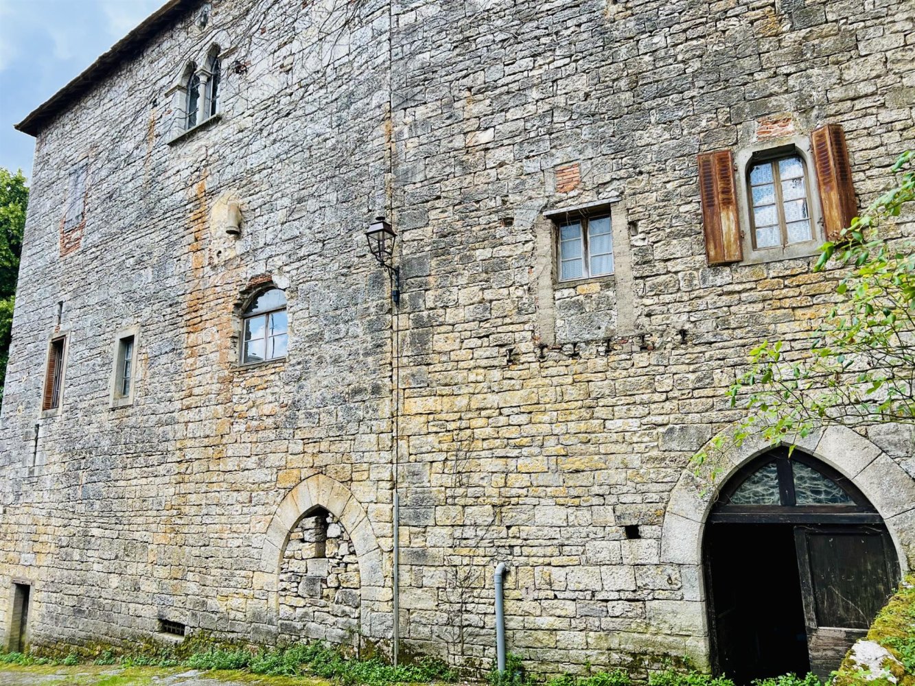 4 bedrooms Castles in Lot, France No. 300163