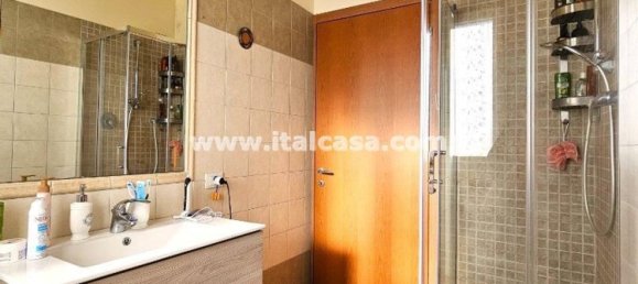 4 bedrooms Duplex in Curtatone, Italy No. 362841 19