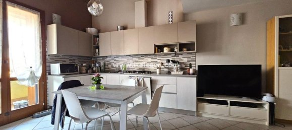 4 bedrooms Duplex in Curtatone, Italy No. 362841 4