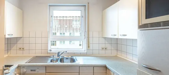 2 rooms Apartment in Baden-Wurttemberg, Germany No. 68780 3