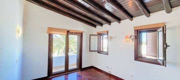 4 bedrooms Villa in Guia, Portugal No. 143780 18