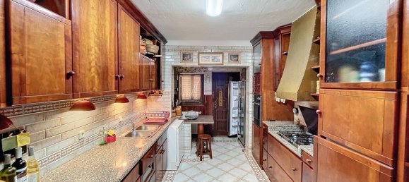 4 bedrooms Villa in Guia, Portugal No. 143780 10