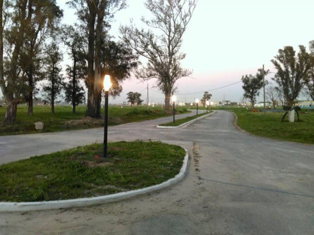 Земельный участок в Эскобар, Аргентина № 117576