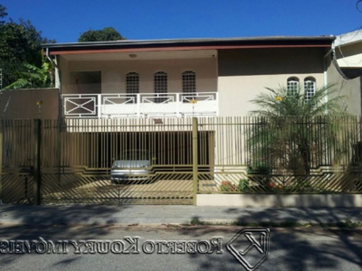 Casa de 3 dormitorios en Sao Paulo, Brazil No. 555836