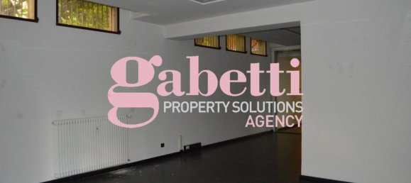 5 rooms Office in Bologna, Italy No. 71690 2