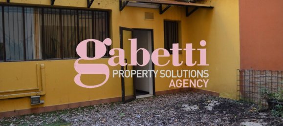 5 rooms Office in Bologna, Italy No. 71690 12