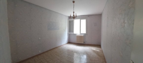 Apartamento de 3 dormitorios en Bastia, France No. 220108 4
