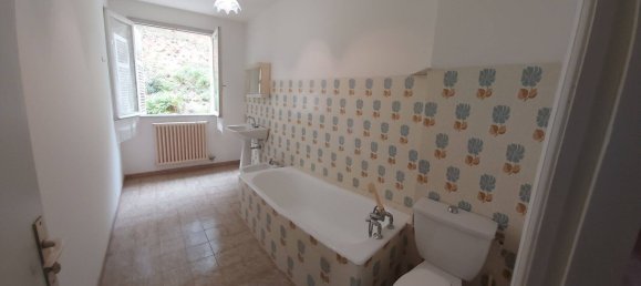 Apartamento de 3 dormitorios en Bastia, France No. 220108 6