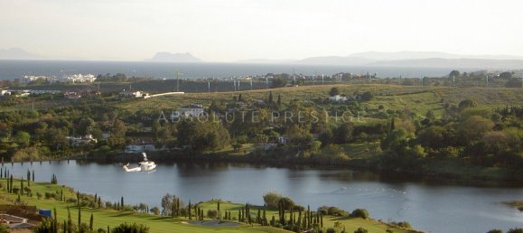 5 bedrooms Villa in Malaga, Spain No. 22741 14