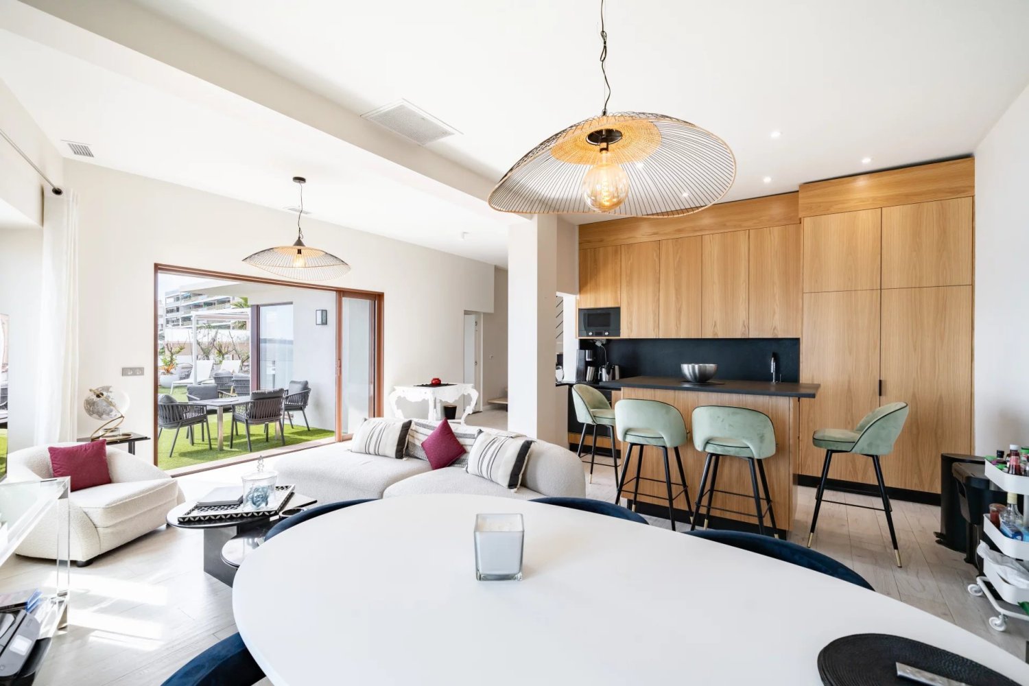 5 bedrooms Apartment in Cannes, France No. 202597