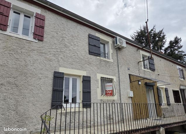 3 غرف نوم منزل ذو طابقين في Saint-Vallier, France رقم 313698