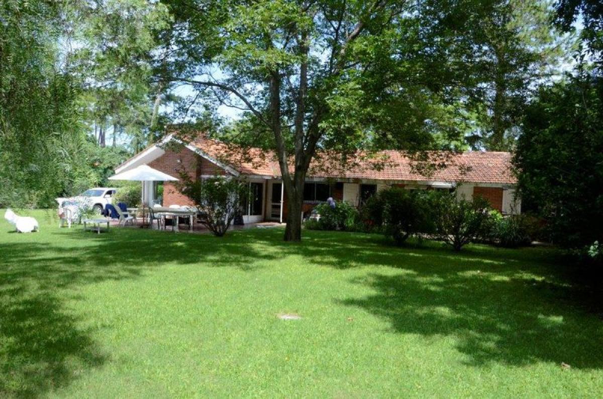 3 Schlafzimmer Haus in Maldonado, Uruguay, Nr. 2128