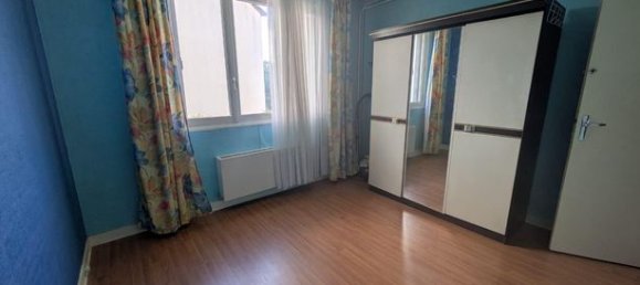 4 bedrooms House in Le Mans, France No. 314428 12