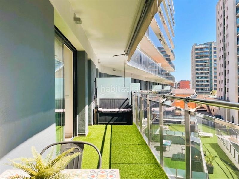 Квартира с 3 спальнями в Бадалона, Испания № 143276