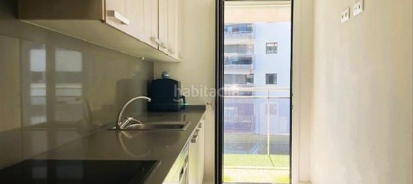 Квартира с 3 спальнями в Бадалона, Испания № 143276 11