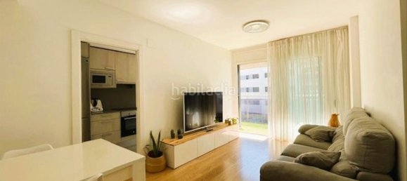 Квартира с 3 спальнями в Бадалона, Испания № 143276 8