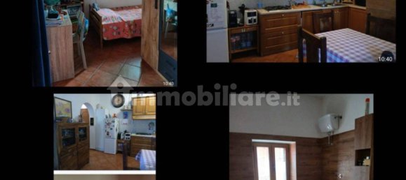 4 bedrooms Villa in Castelnuovo di Porto, Italy No. 356896 3