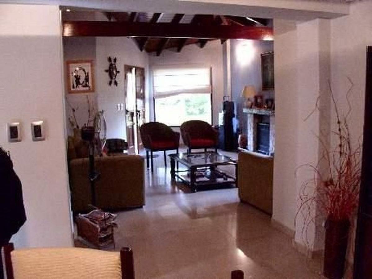3 bedrooms House in Merlo, Argentina No. 2699