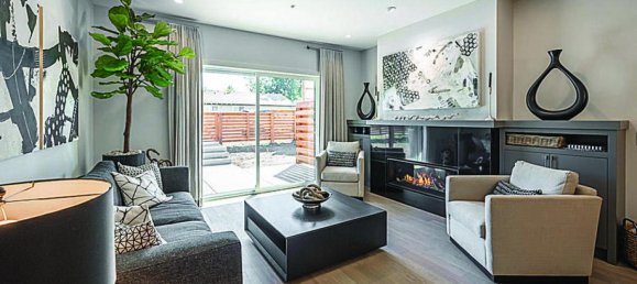 2 bedrooms House in British Columbia, Canada No. 1244 3