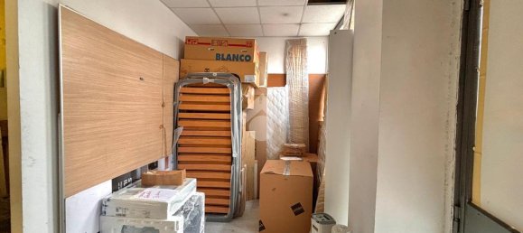 2غرفة مستودع في Trieste, Italy رقم 136350 4