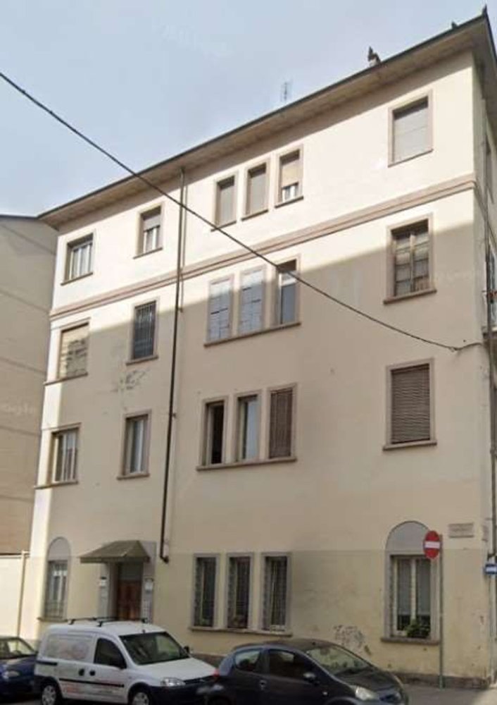 2 bedrooms Apartment in Turin, Italy No. 380308