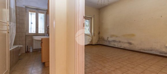 Квартира с 2 спальнями в Рим, Италия № 320848 33