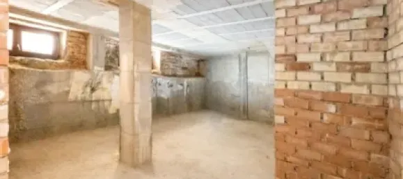 Коммерческая недвижимость 47м² в Гранада, Испания № 144794 7