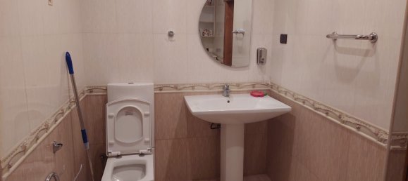 3 bedrooms Apartment in Baku, Azerbaijan No. 2169 44