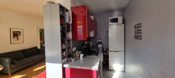 3 bedrooms Apartment in Paris, France No. 314875 4