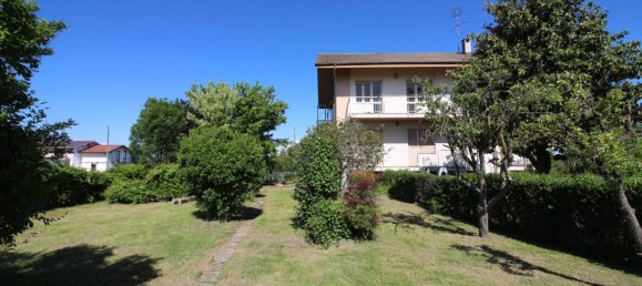 3 bedrooms Apartment in Mondovì, Italy No. 133397 10