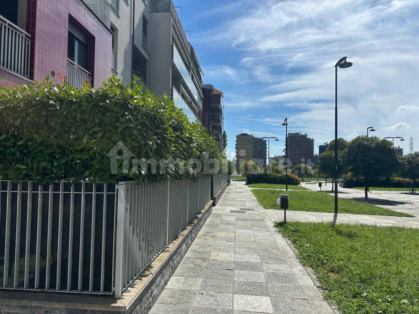 2 Schlafzimmer Wohnung in Cologno Monzese, Italy, Nr. 383741