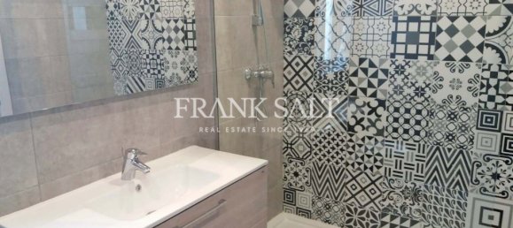 2 غرف نوم بانتهاوس في Msida, Malta رقم 4437 9