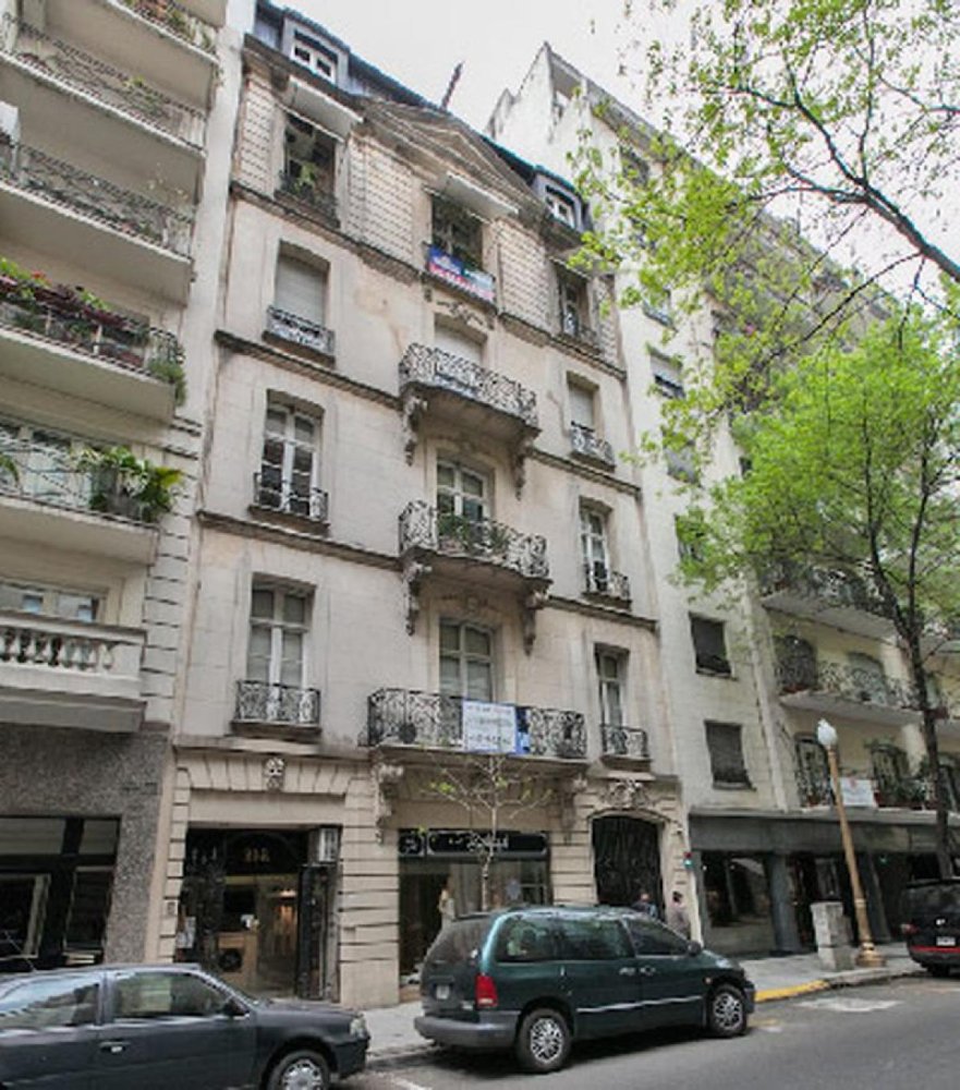 5 bedrooms Apartment in Buenos Aires, Argentina No. 96309