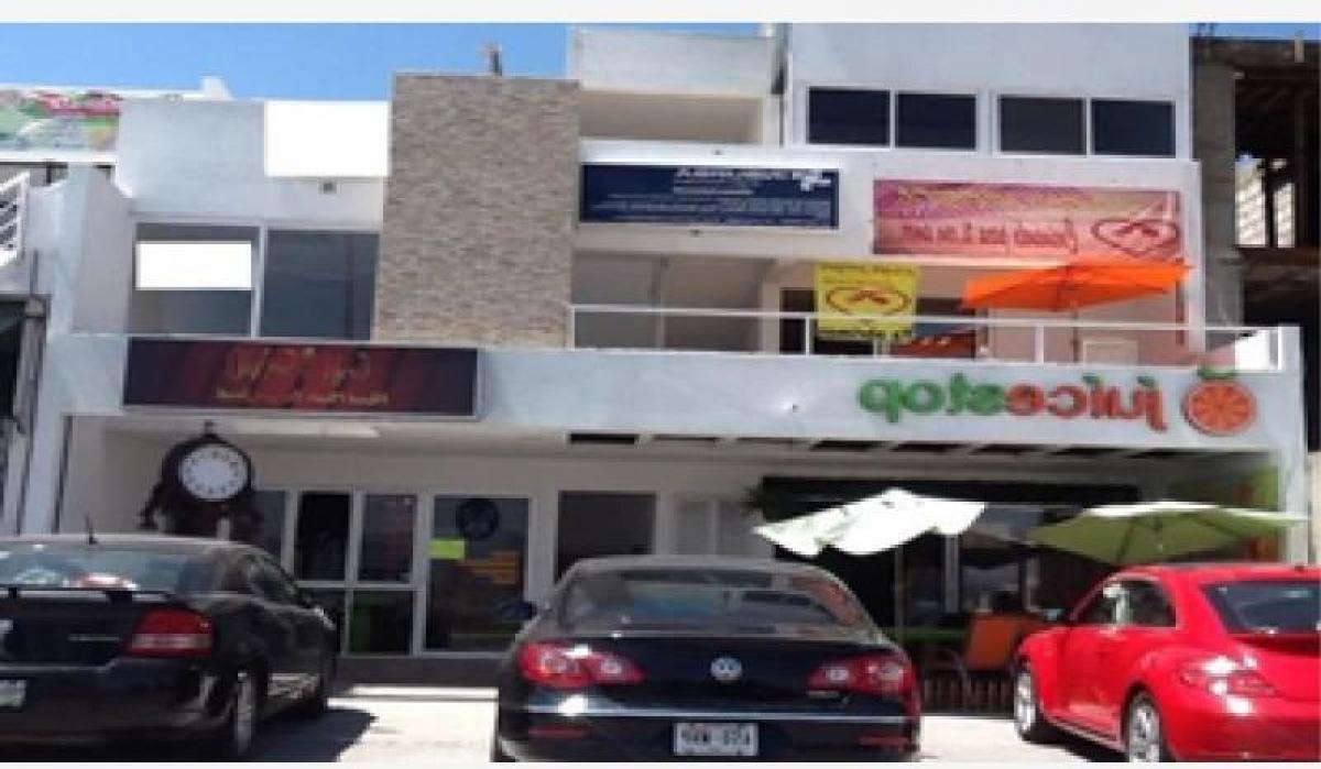 Edificio en Querétaro, Mexico No. 202298