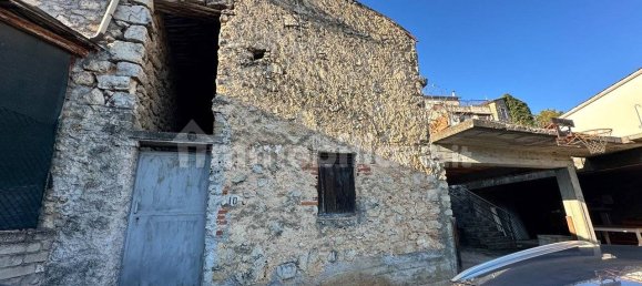 3 bedrooms House in Trivigliano, Italy No. 230199 10