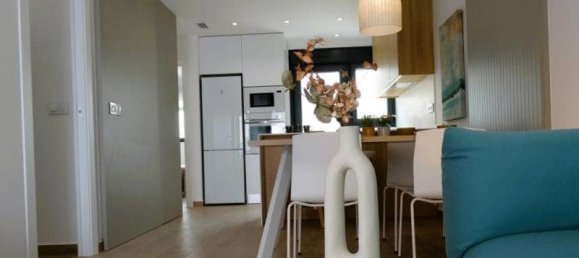 Bungalow de 3 dormitorios en Alicante, Spain No. 181627 18