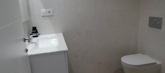 Bungalow de 3 dormitorios en Alicante, Spain No. 181627 32