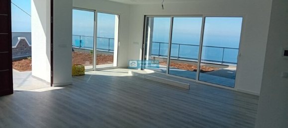 Villa de 3 dormitorios en Ponta do Sol, Portugal No. 146037 4