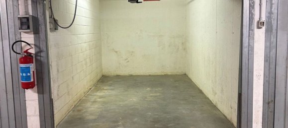 Гараж 16м² в Генуя, Италия № 339296 12