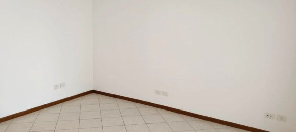 2 bedrooms Apartment in Veniano, Italy No. 373754 10