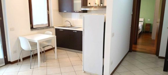 2 bedrooms Apartment in Veniano, Italy No. 373754 8