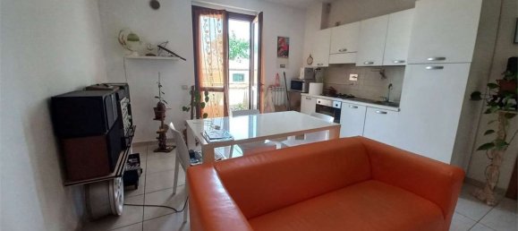 2 rooms Apartment in Corridonia, Italy No. 120975 2